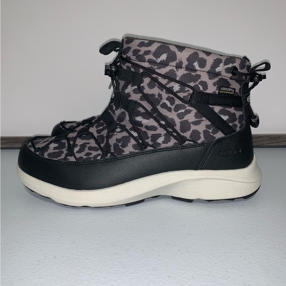 KEEN Uneek SNK Chukka II WP Boot-Size 9 New - Picture 3 of 14